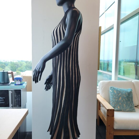 Striped Temperament Mid-Length Halter Neck Knitted Dress - Picture 4 of 7